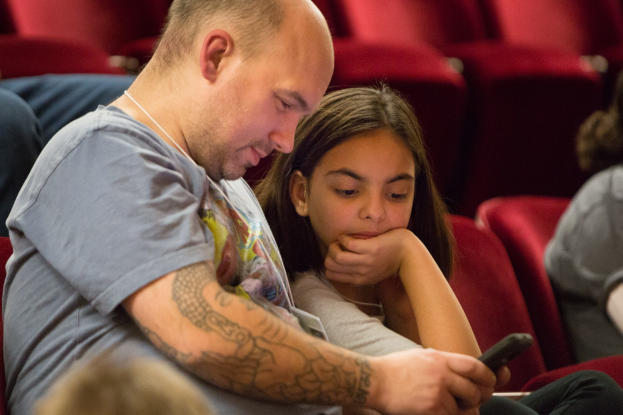 In diesen 6 Filmen hassten sich die Stars - mussten aber Freunde oder Paare spielen