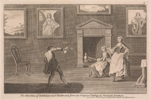 Zwei Personen spielen Tischtennis in einem Raum mit Kamin, Stühlen und gerahmten Fotos an der Wand, mit Text unten lesend "Die Abweichung von Battledore und Shuttlecock von einem Originaldesign in Vauxhall Gardens".