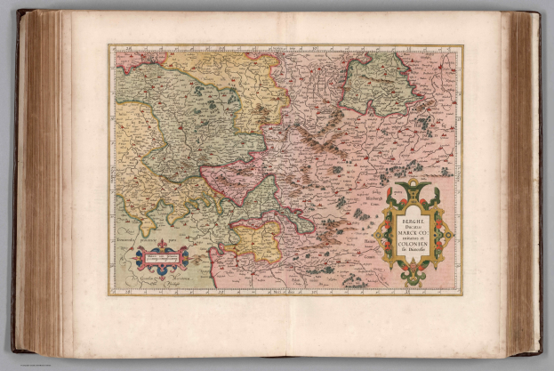 Offenes Buch mit detaillierter Deutschlandkarte und begleitendem Text.