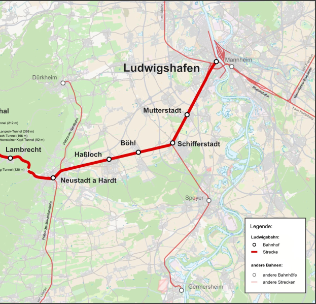 Karte von Ludwigshafen, Deutschland, mit einer roten Linie, die die Bahnroute markiert, und Text, der weitere Details wie Länge, Entfernung und Sehenswürdigkeiten angibt.